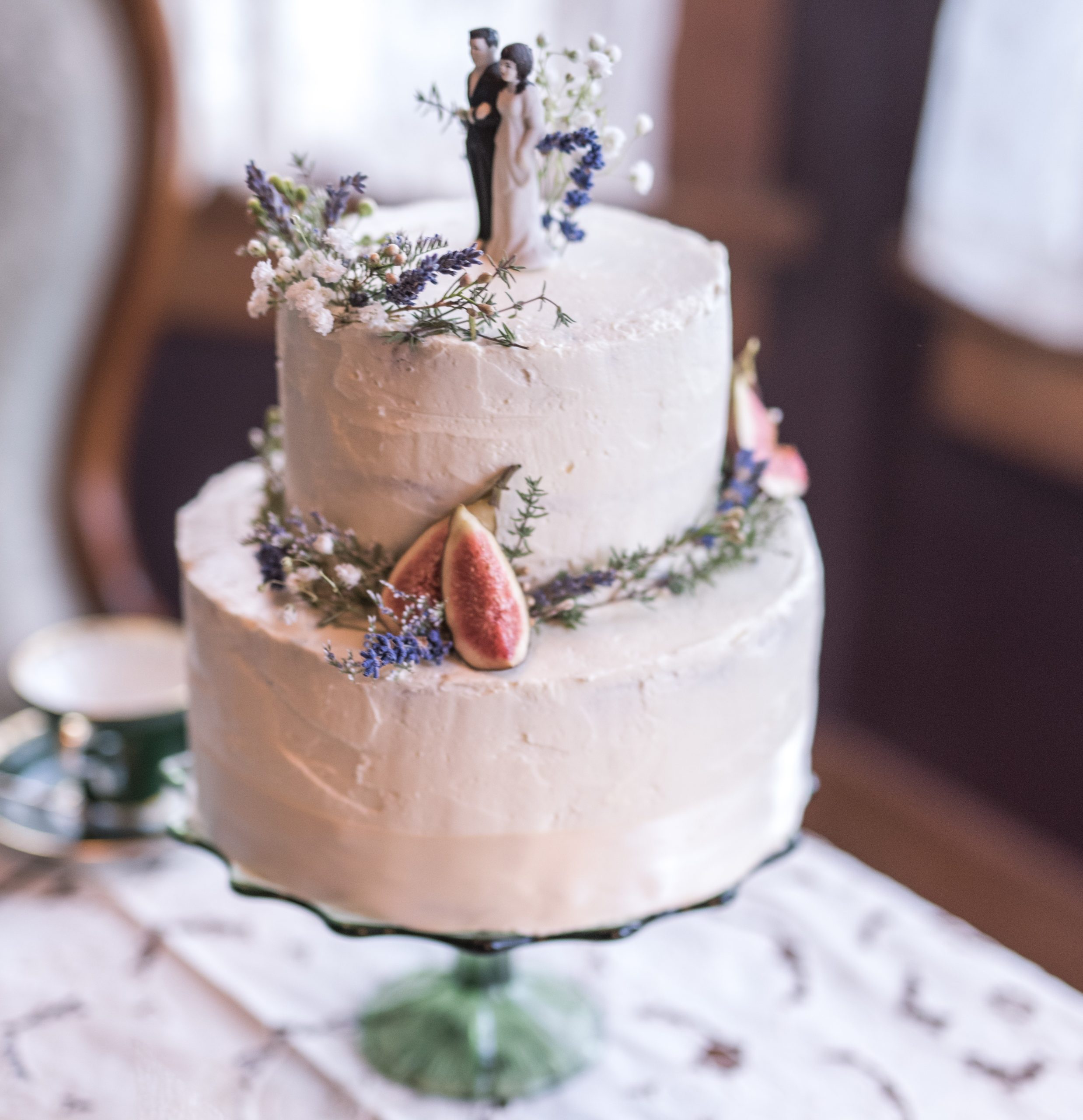 Weddings - ROEDDE HOUSE MUSEUM Wedding Cake