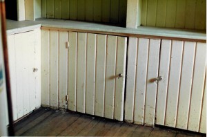 Pantry B26
