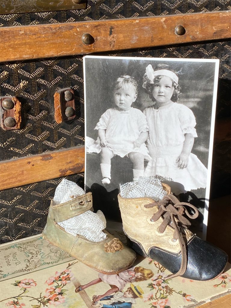 Display of more Roedde House antiquities.